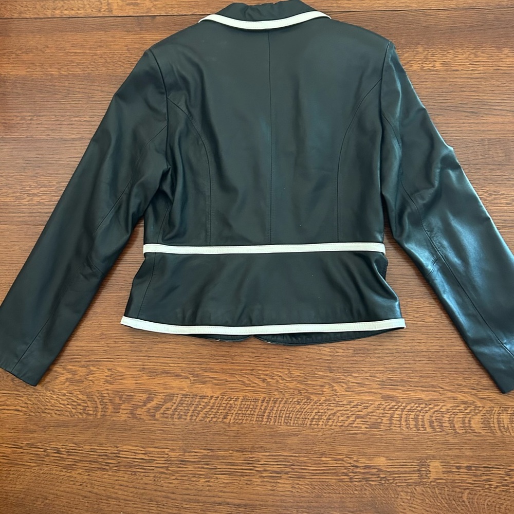 Women's Black and White Jacket - Picture 3 of 8